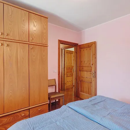 Meridiana 8 Apartman *